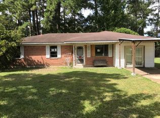 721 Hickory St, New Llano, LA 71461