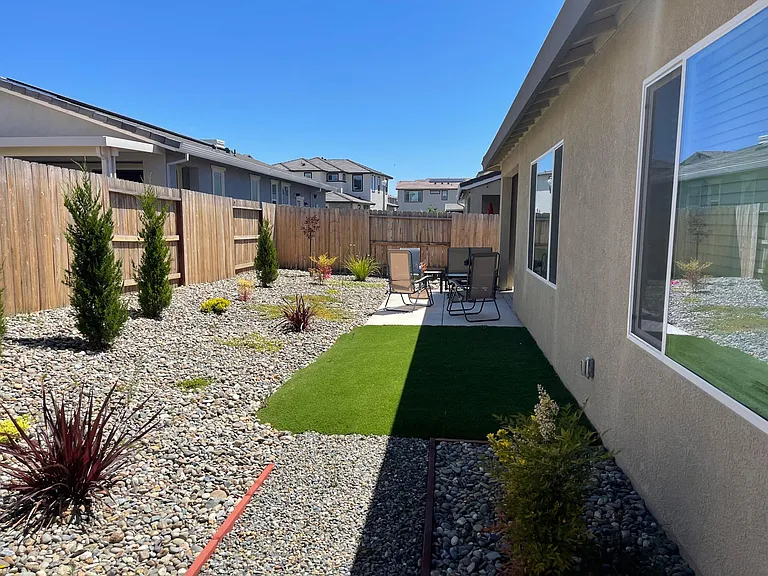 475 River St — Photo 10