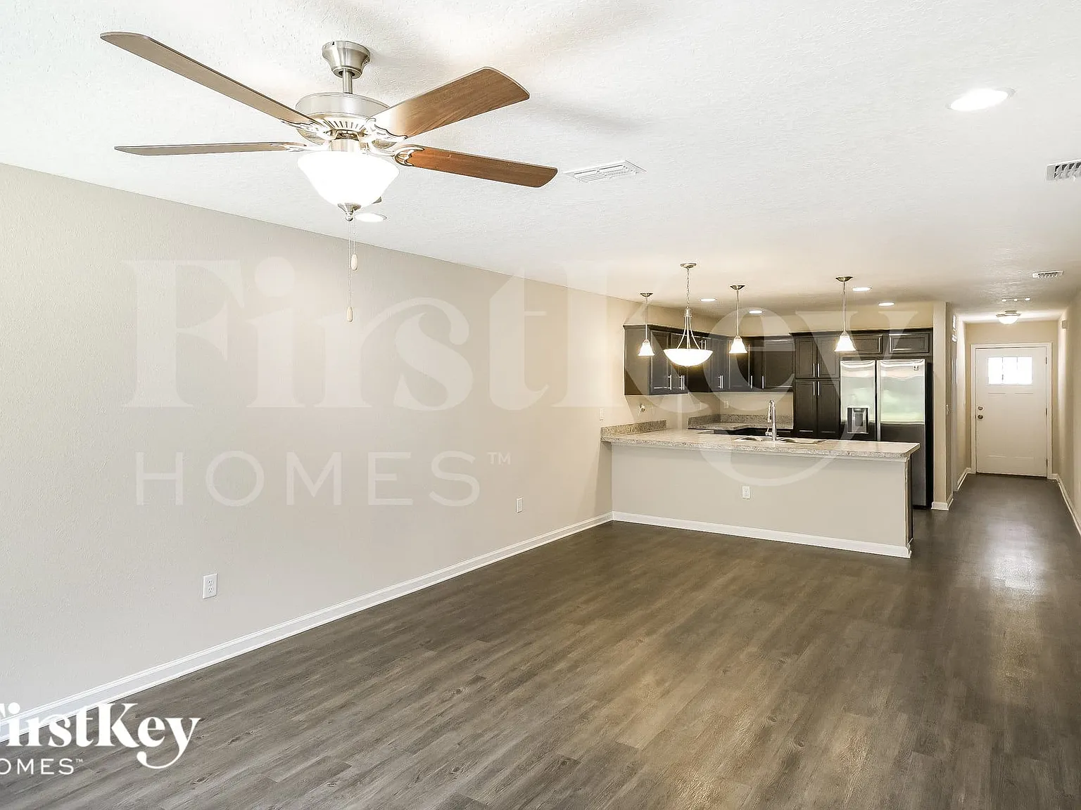 3 bed, 2.0 bath, 1280 sqft, $1,610 — Photo 3