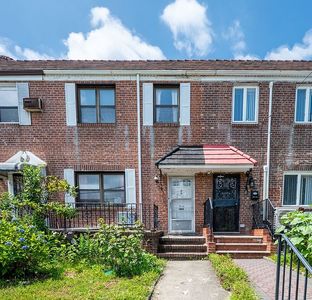 7040 Utopia Pkwy, Fresh Meadows, NY, 11365