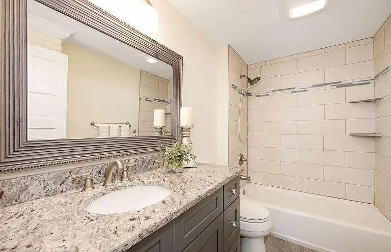 2nd floor full bath