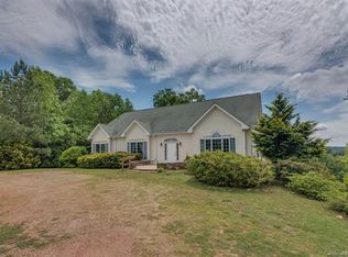 467 Mount Vernon Dr, Tryon, NC 28782