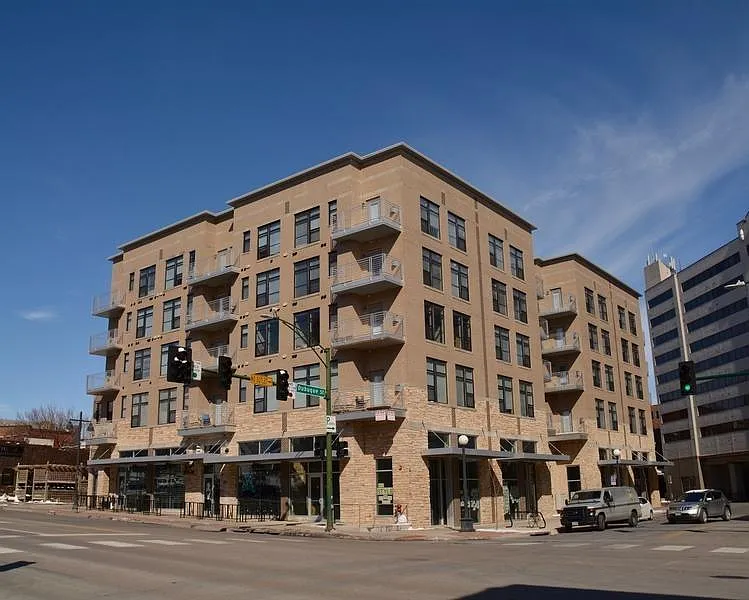229 S Dubuque St #331