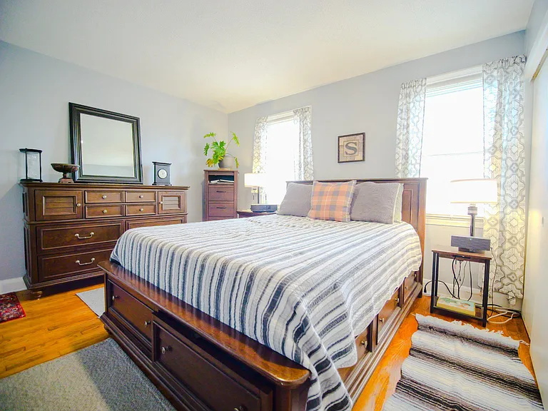 4011 Balfern Ave — Photo 11
