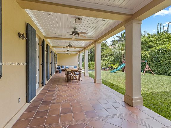 5th image of 685 Harbor Ln