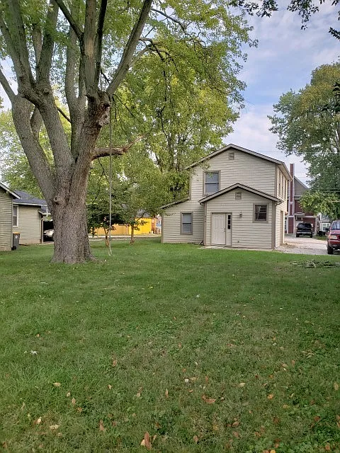 3 bedroom, 2 bath House: Available August 2027! — Photo 2
