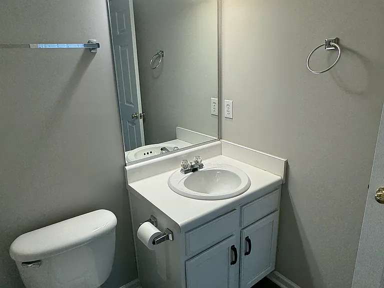 2837 Gross Ave — Photo 18