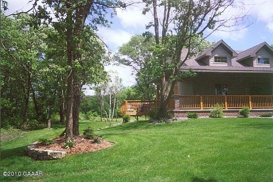 2nd image of 1711 Royal Dr NE