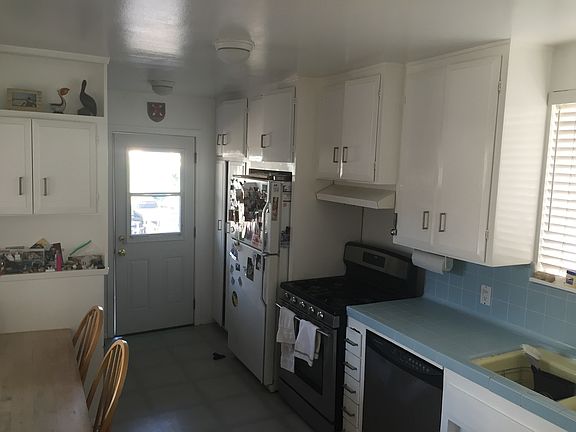 3rd image of 5035 Milne Dr