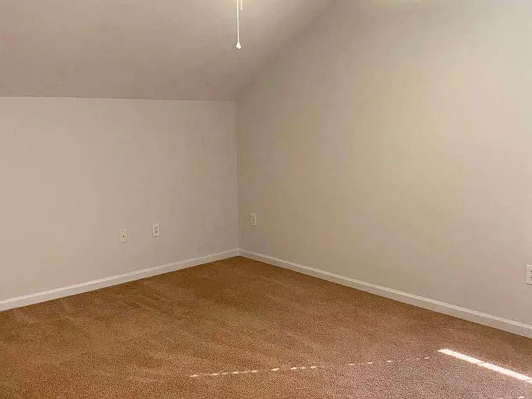 216 Barclay Dr — Photo 10
