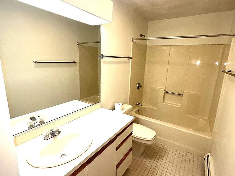410 Washington St #42A — Photo 5