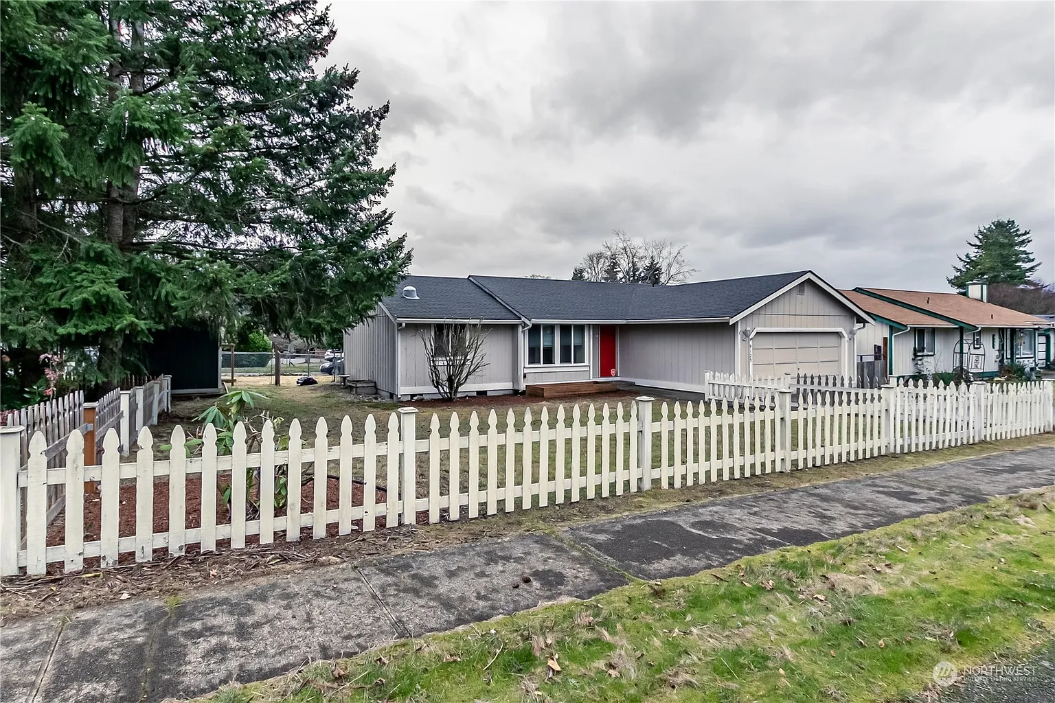 9125 Shadberry Drive SE photo 1