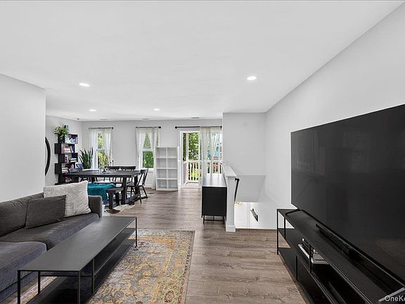 3rd image of 223 Artist Lake Drive