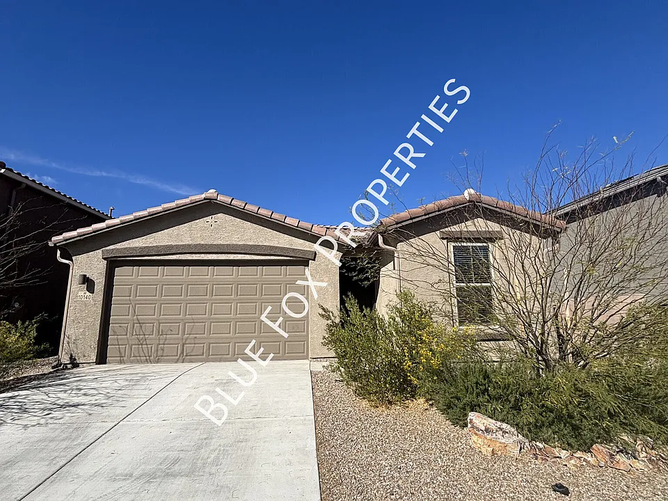 10140 S Rolling Water Dr