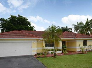 2100 SW 97th Ln, Davie, FL 33324