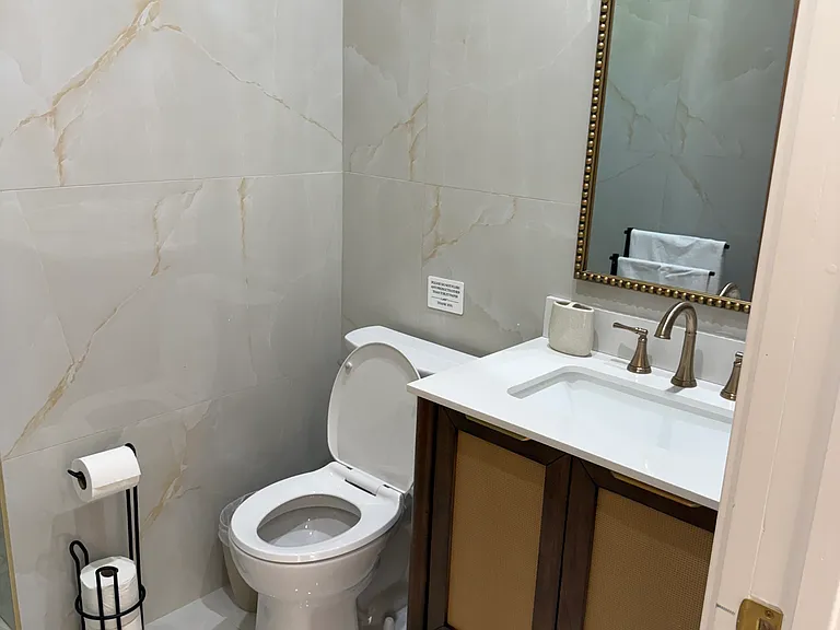 11313 Zelzah Ave — Photo 2
