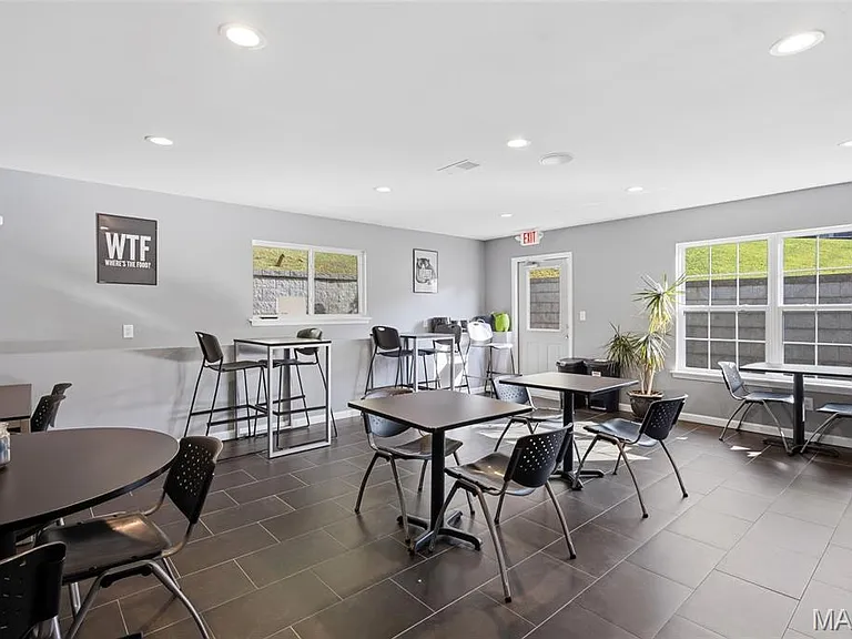 3601 Commerce Dr #CARDINAL — Photo 13