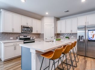 840 Cumulus Cloud Dr, New Braunfels, TX 78130