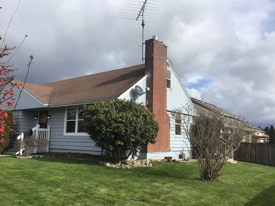 Front NE view