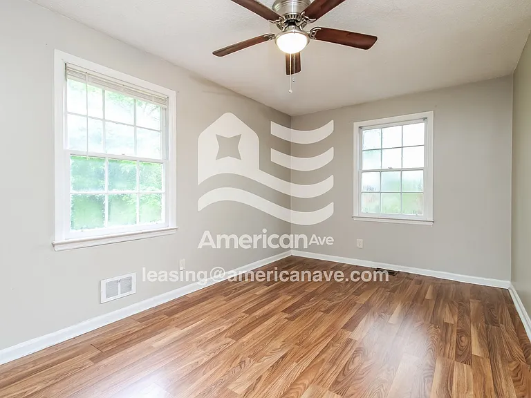5148_008_main_bedroom_9.jpg