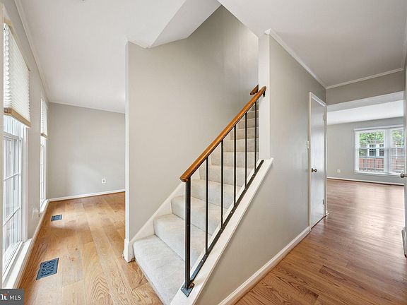4th image of 7487 Adams Park Ct