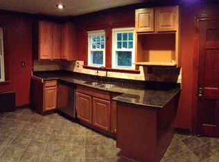 26 Fairview Ave, Westerly, RI 02891