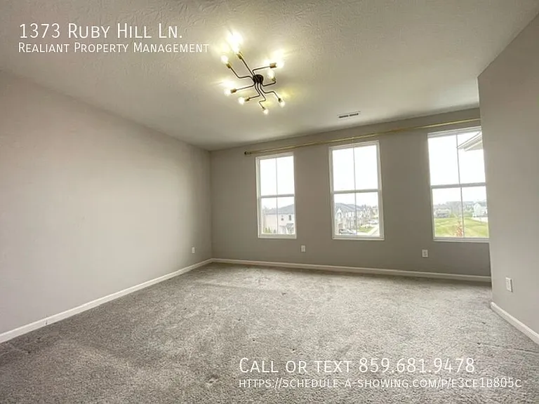 1373 Rubyhill Ln — Photo 22