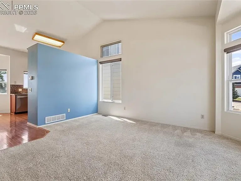 8049 Cooper River Dr — Photo 12