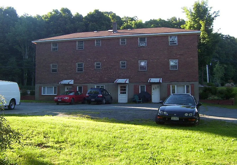 1 bed, 800 sqft, $1,275 — Photo 2