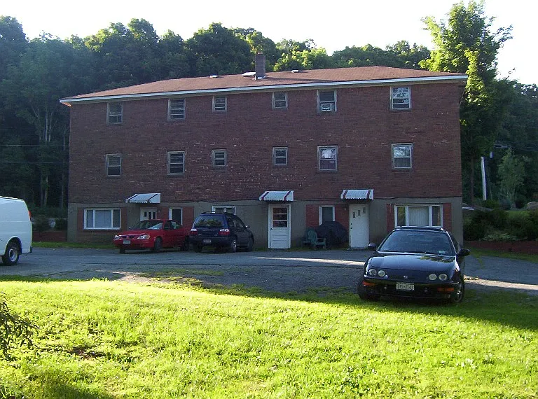 123 Snyders Lake Rd #131C — Photo 2