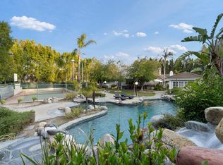 6011 N Paseo La Vis, Woodland Hills, CA 91367