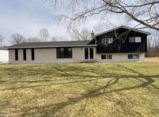 8019 Starville Rd, Clay, MI 48001