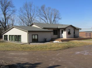 4748 Rush Lake Rd, Rush City, MN 55069