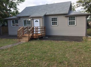 17501 SE Division St, Portland, OR 97236