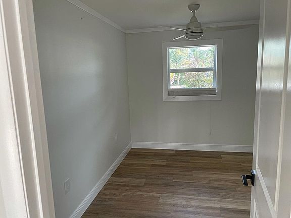 5th image of 2311 NE Park St