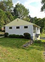 In Town, Great Yard!