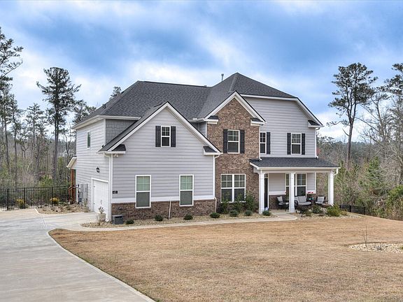 3rd image of 422 Yaun Rd