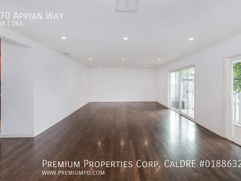 870 Appian Way — Photo 22