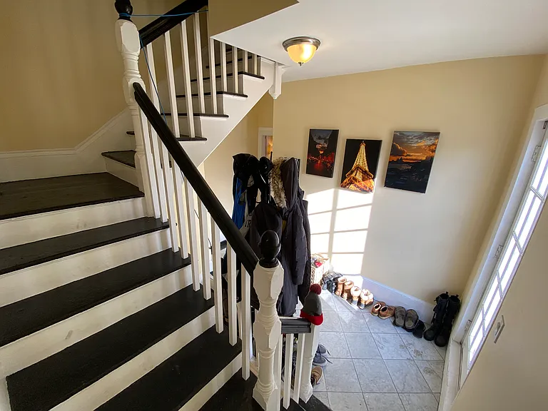 381 Highland Ave #2 — Photo 9