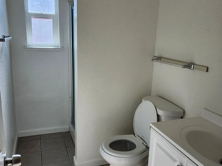 822 West Ave — Photo 11