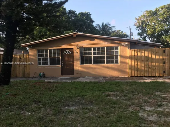 320 Ipswich St, Boca Raton, FL 33487