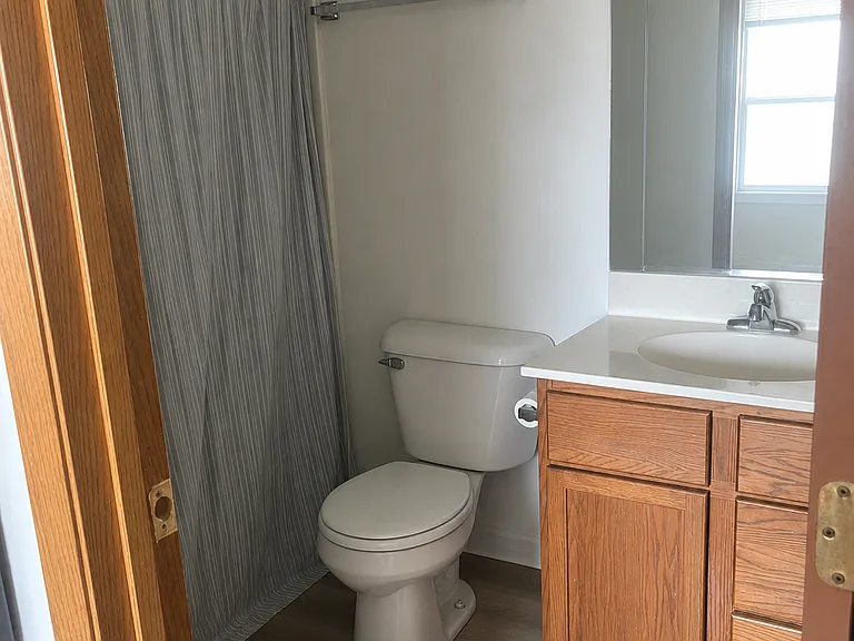 215 Jewel Dr #6 — Photo 9