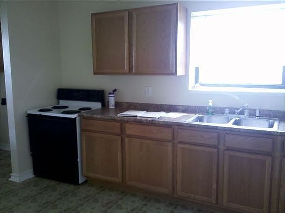 Kitchen - New Cabinets and Counters