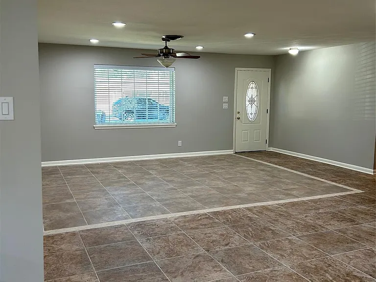 10233 Moorberry Ln — Photo 2