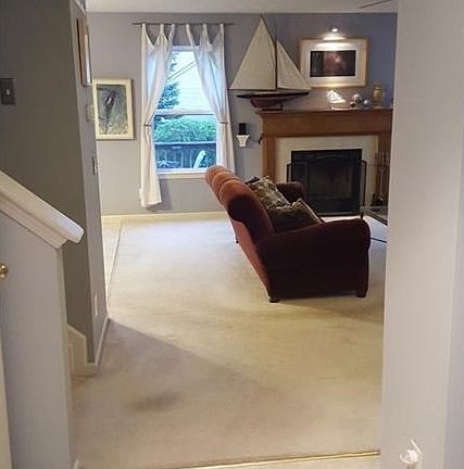 2nd image of 1425 Royal Lake Dr