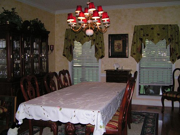 diningroom 13.4 X 15.4