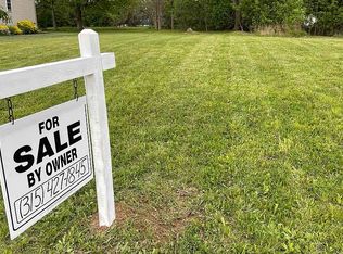 102 Brantford Path, Syracuse, NY 13209