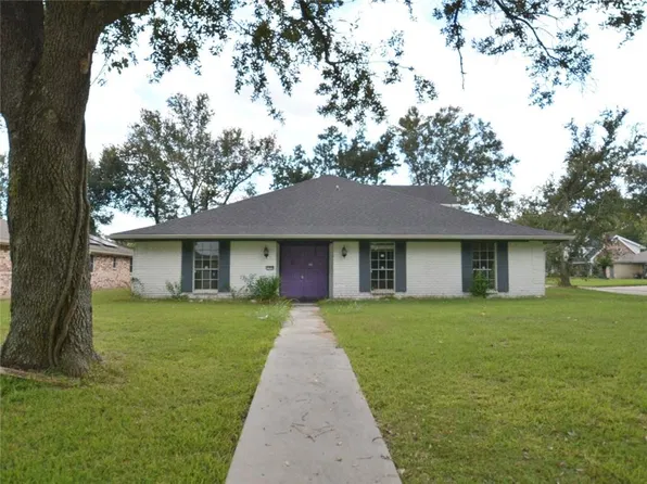 100 Devon Rd, La Place, LA 70068