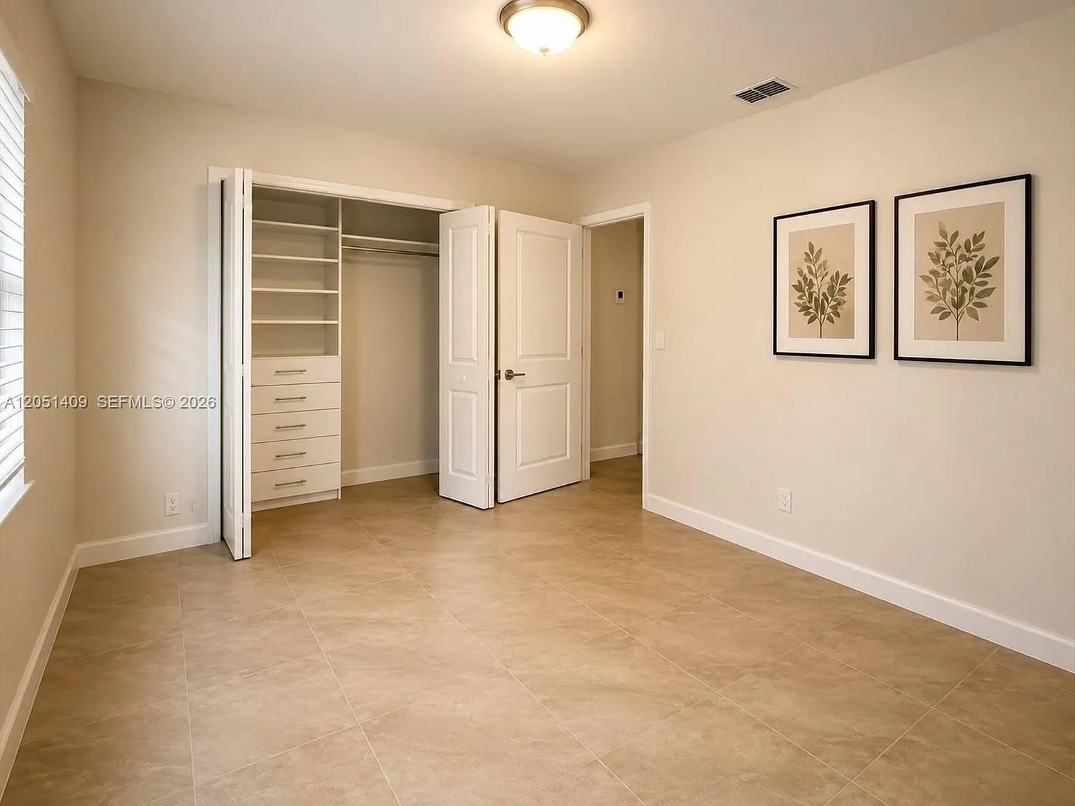 2 bed, 1.0 bath, 900 sqft, $2,800 — Photo 4