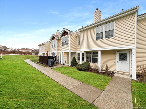 4508 Whispering Hills, Chester, NY 10918
